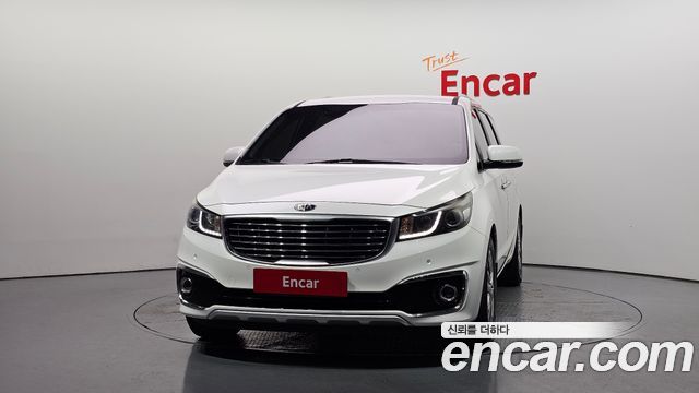 Kia Canival 2015 — photo 3