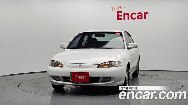 Hyundai AVANTE 1995 — photo 1
