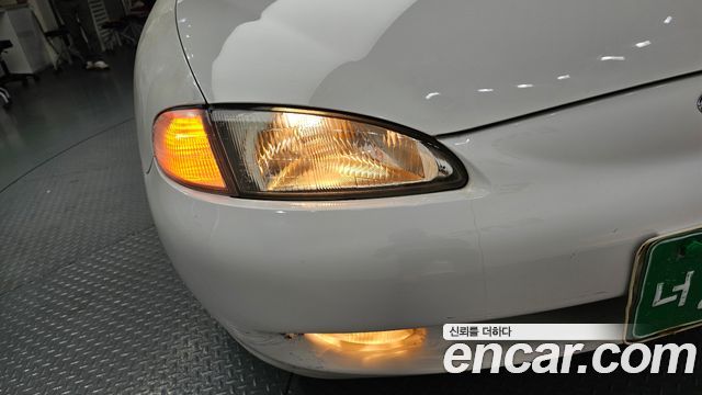 Hyundai AVANTE 1995 — photo 3