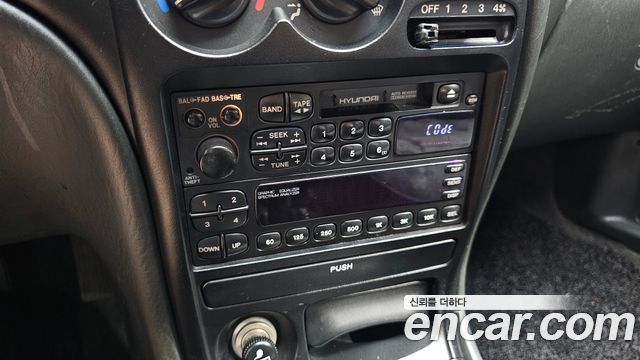 Hyundai AVANTE 1995 — photo 22