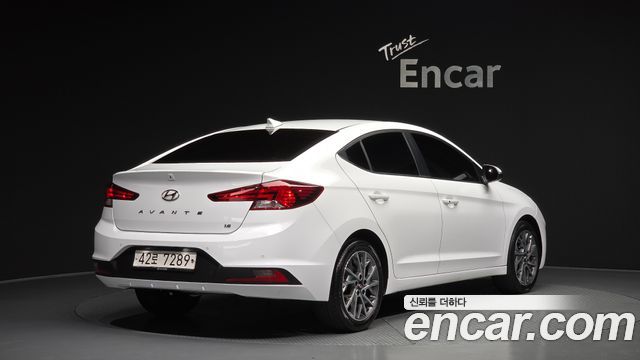 Hyundai AVANTE 2019 — photo 2