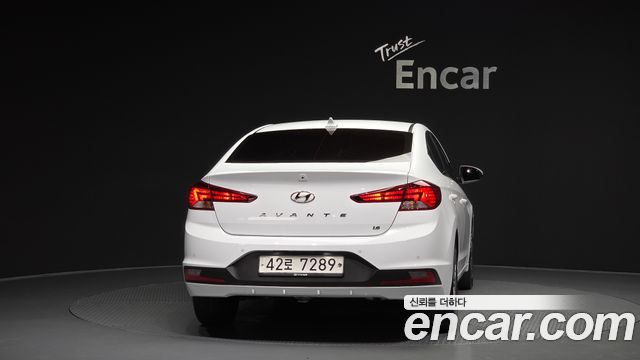 Hyundai AVANTE 2019 — photo 4