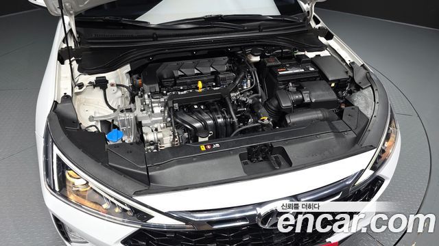 Hyundai AVANTE 2019 — photo 6