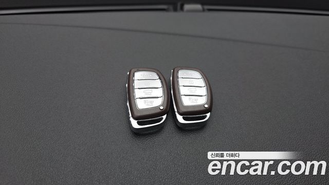 Hyundai AVANTE 2019 — photo 25