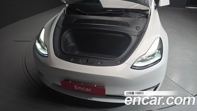 Tesla Model Y 2024 — photo 6