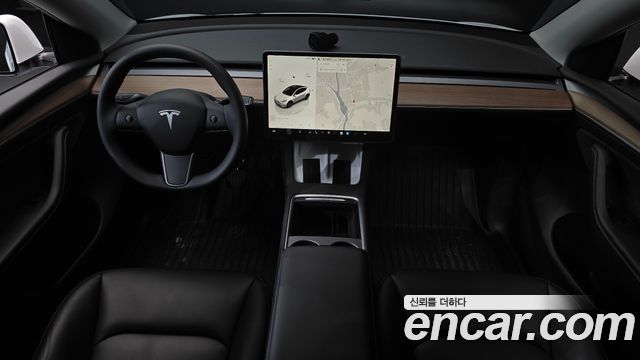Tesla Model Y 2024 — photo 10