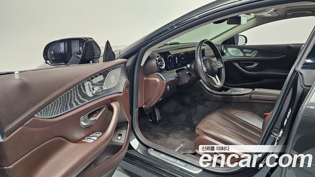 Mercedes-Benz CLS-Class 2021 — photo 10