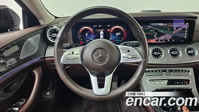 Mercedes-Benz CLS-Class 2021 — photo 12
