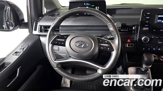 Hyundai Staria 2023 — photo 19