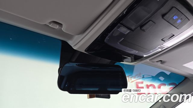 Hyundai Staria 2023 — photo 25