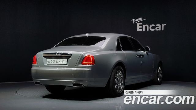 Rolls-Royce Ghost 2015 — photo 2