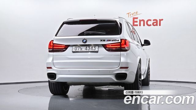 BMW X5 2017 — photo 4