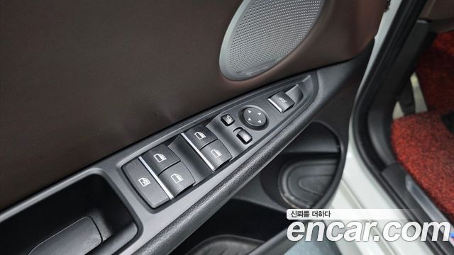 BMW X5 2017 — photo 29