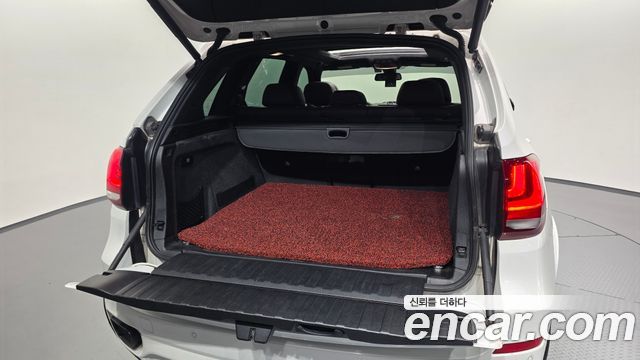 BMW X5 2017 — photo 33