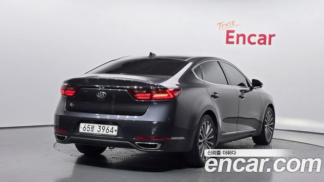 Kia K7 2018 — photo 2