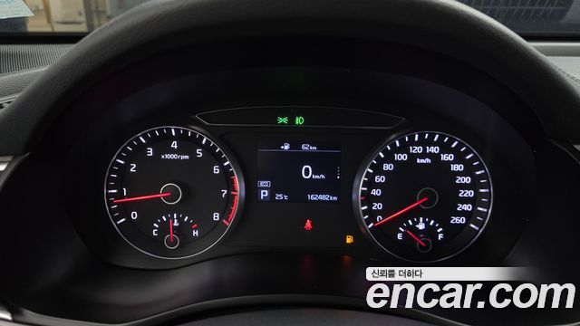 Kia K7 2018 — photo 11