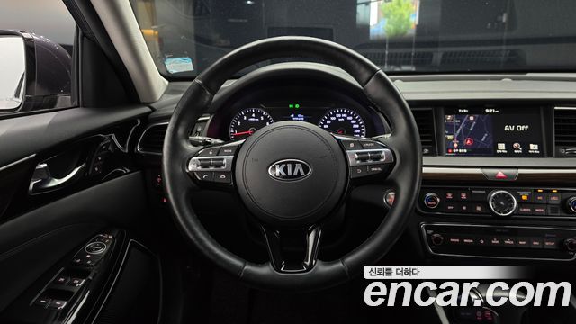 Kia K7 2018 — photo 18