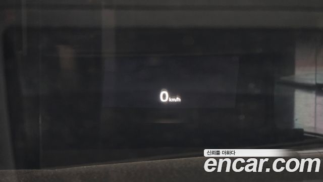 Kia K7 2018 — photo 24