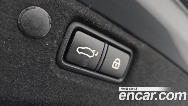 Kia K7 2018 — photo 26
