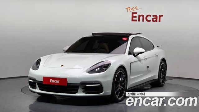 Porsche Panamera 2018 — photo 1