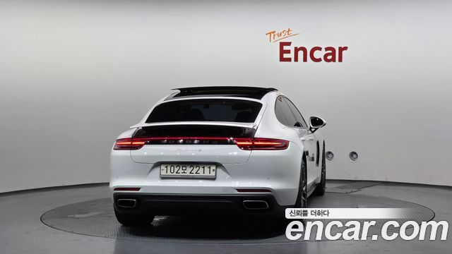 Porsche Panamera 2018 — photo 4