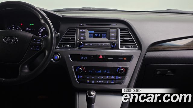 Hyundai Sonata 2016 — photo 12