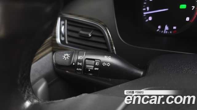 Hyundai Sonata 2016 — photo 16