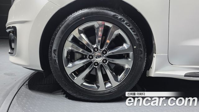 Kia Canival 2018 — photo 5