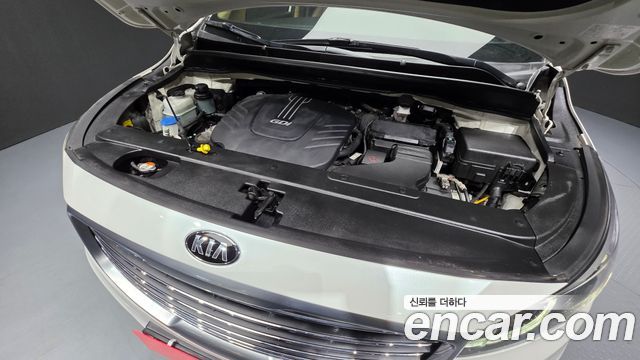 Kia Canival 2018 — photo 6