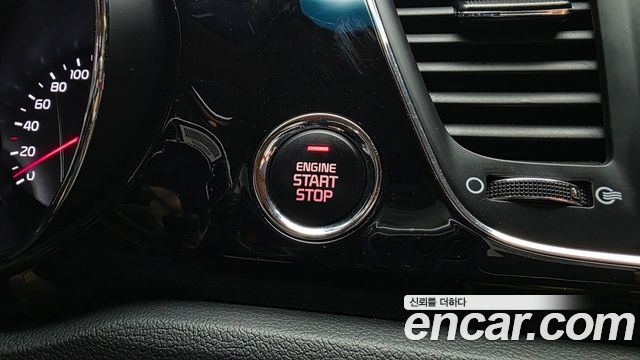 Kia Canival 2018 — photo 19