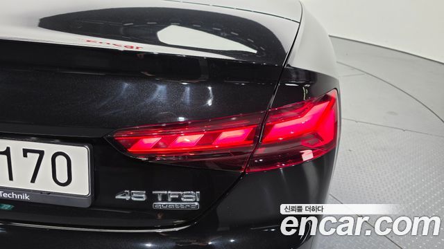 Audi A5 2023 — photo 9