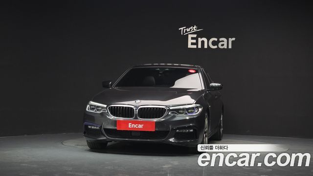 BMW 5-Series 2018 — photo 3