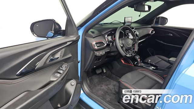 Chevrolet Korea Trailblazer 2023 — photo 10