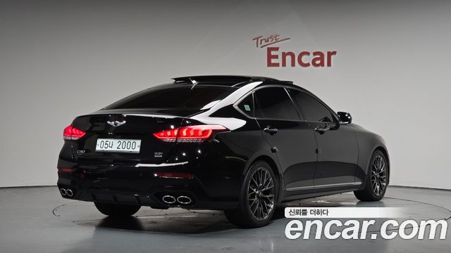 Genesis G80 2017 — photo 2