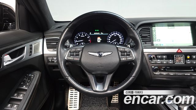 Genesis G80 2017 — photo 19