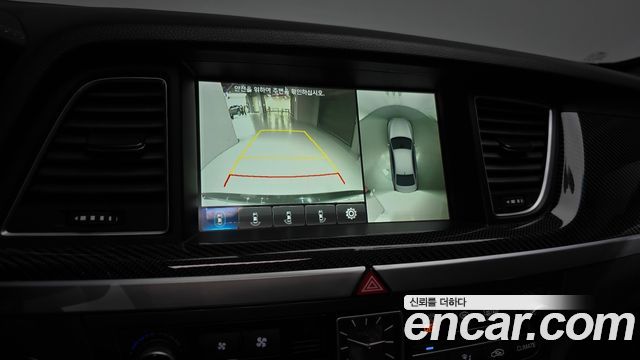 Genesis G80 2017 — photo 21