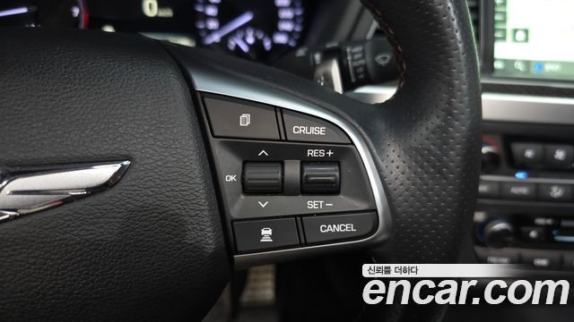 Genesis G80 2017 — photo 22