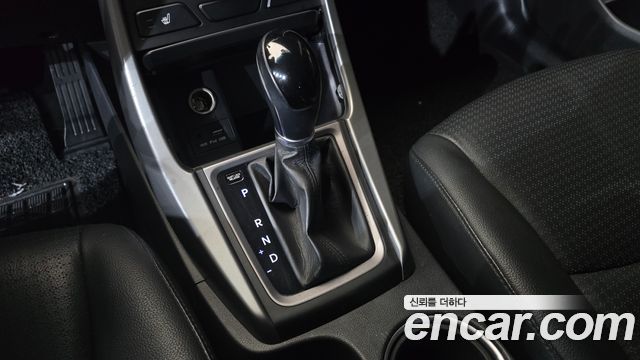 Hyundai AVANTE 2014 — photo 9