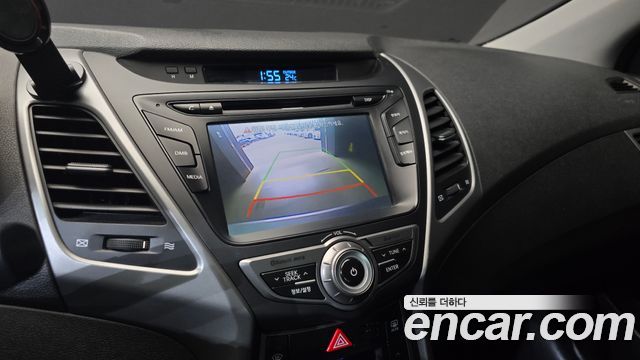 Hyundai AVANTE 2014 — photo 15