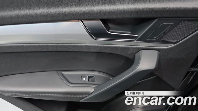 Audi Q5 2020 — photo 15