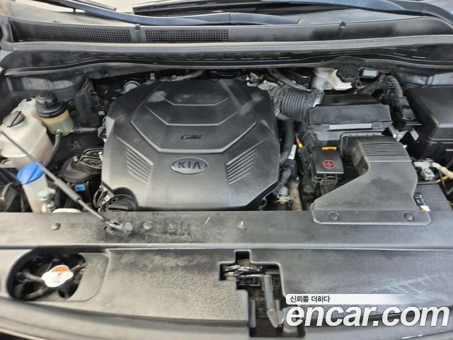 Kia Canival 2019 — photo 5