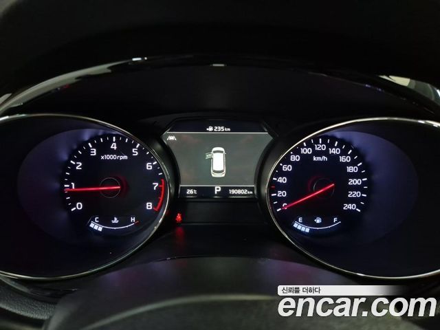 Kia Canival 2019 — photo 6