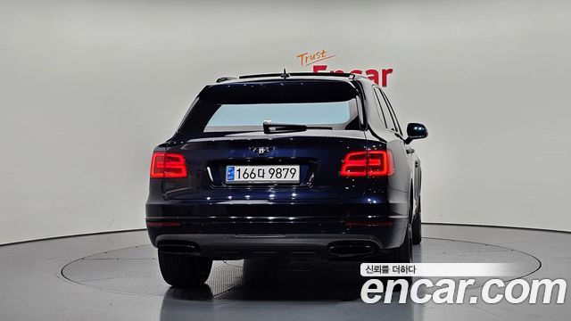 Bentley Bentayga 2018 — photo 4