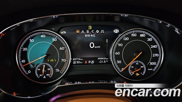 Bentley Bentayga 2018 — photo 8