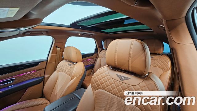 Bentley Bentayga 2018 — photo 18