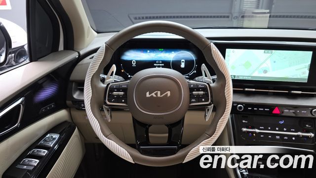 Kia Canival 2023 — photo 18