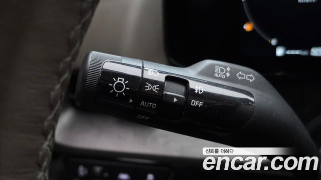 Kia Canival 2023 — photo 21