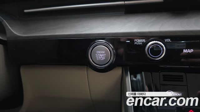 Kia Canival 2023 — photo 23