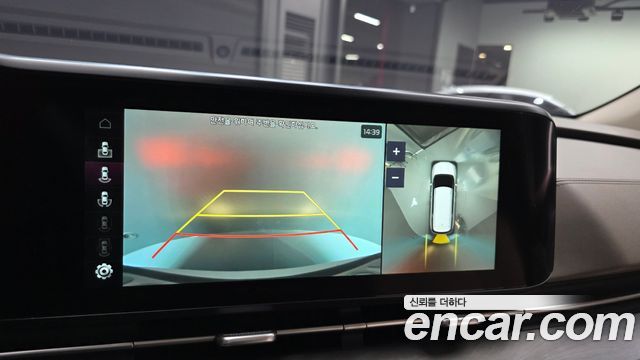 Kia Canival 2023 — photo 24