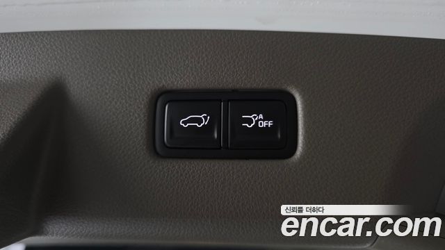Kia Canival 2023 — photo 34